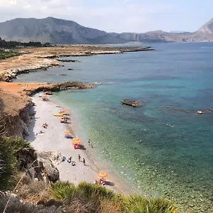 Terra D'amare Castelluzzo
